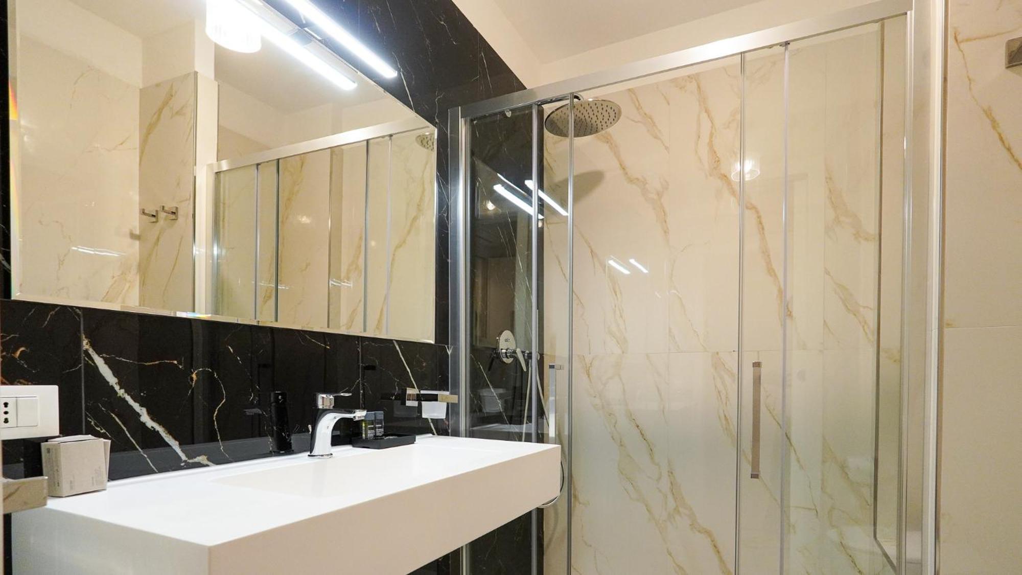 Suites 51 Рим Экстерьер фото